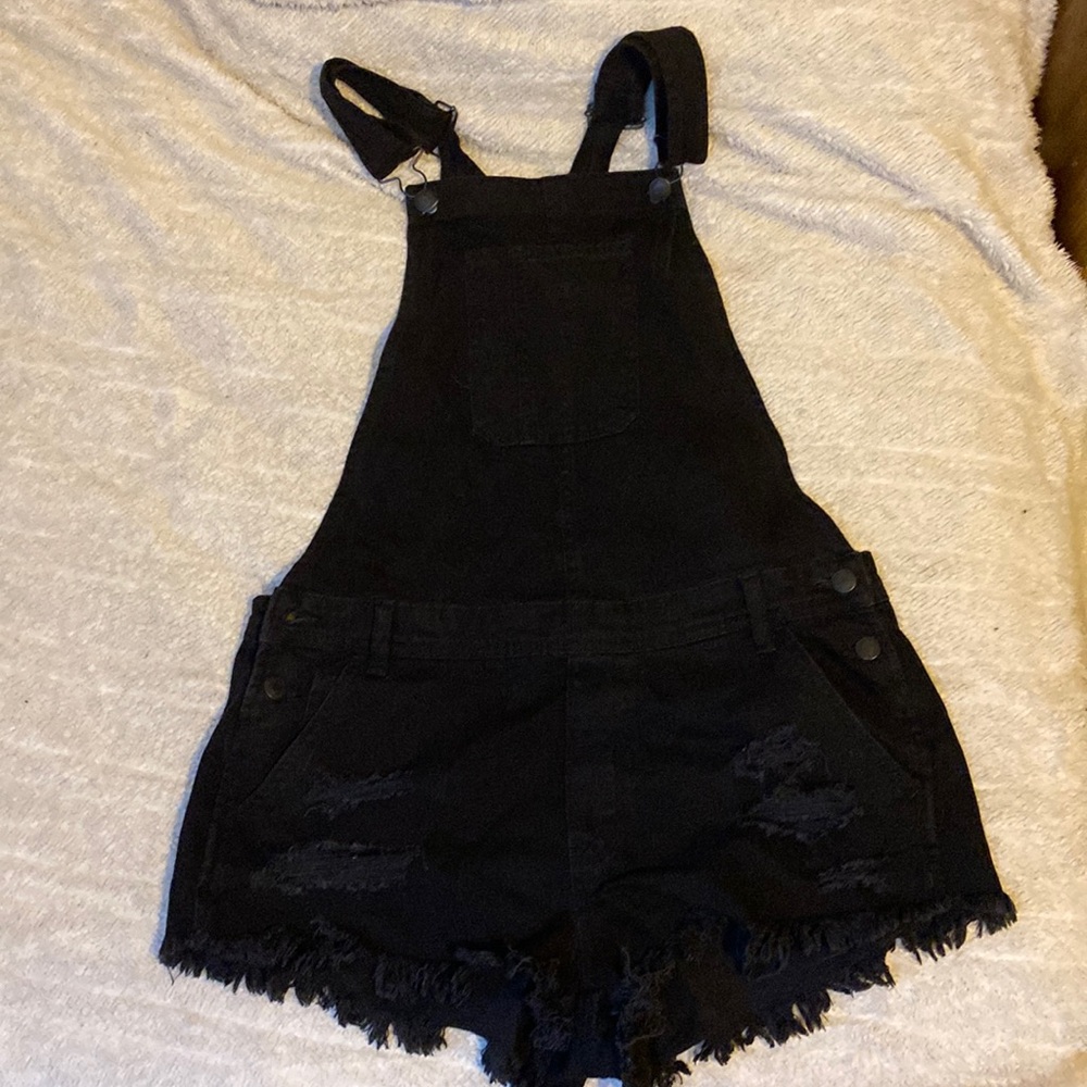 Black American Eagle Outfitters overalls